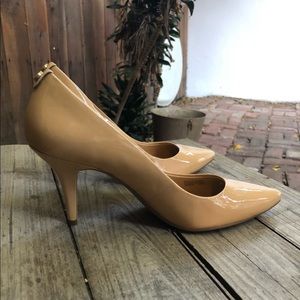Michael kors nude patent leather heels never worn size 8